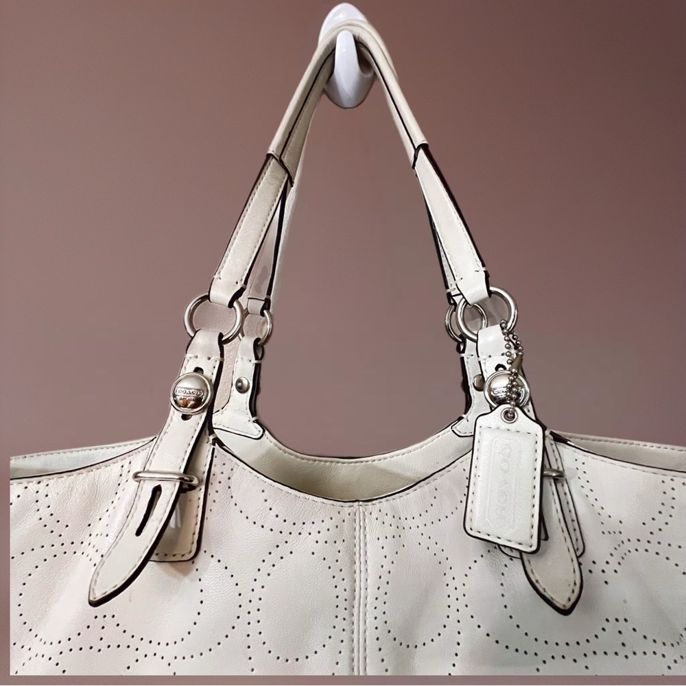 Coach F16598 perfect Leather Carly Tote - Picture 6 of 13
